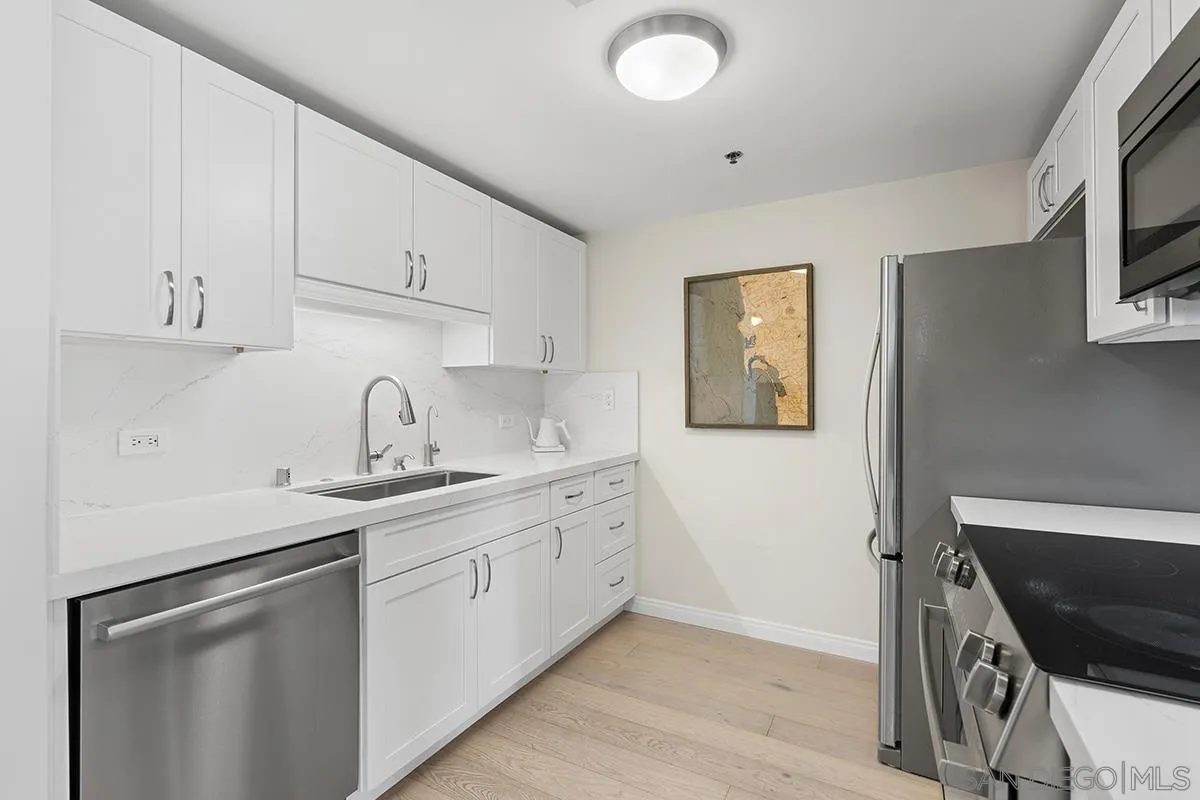 https://cdn.realtyfeed.com/cdn/127/260011304/d2e93eda2370176c6d8190a717b0b429.webp