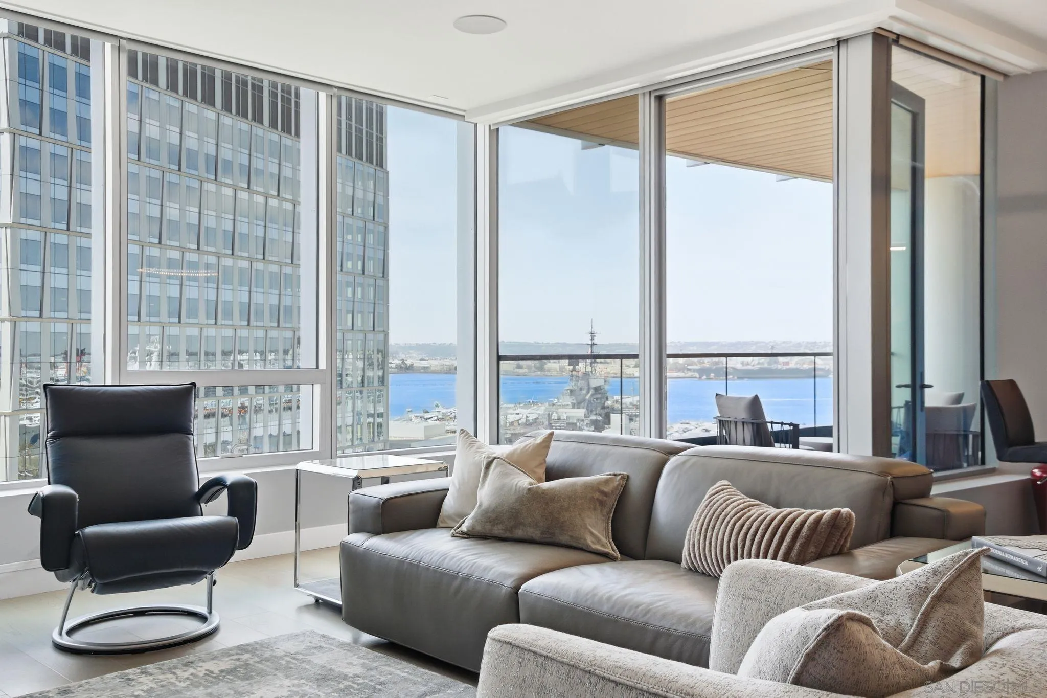 https://cdn.realtyfeed.com/cdn/127/260011306/1a0b829c7c9b1e674913fb38bbc2285e.webp