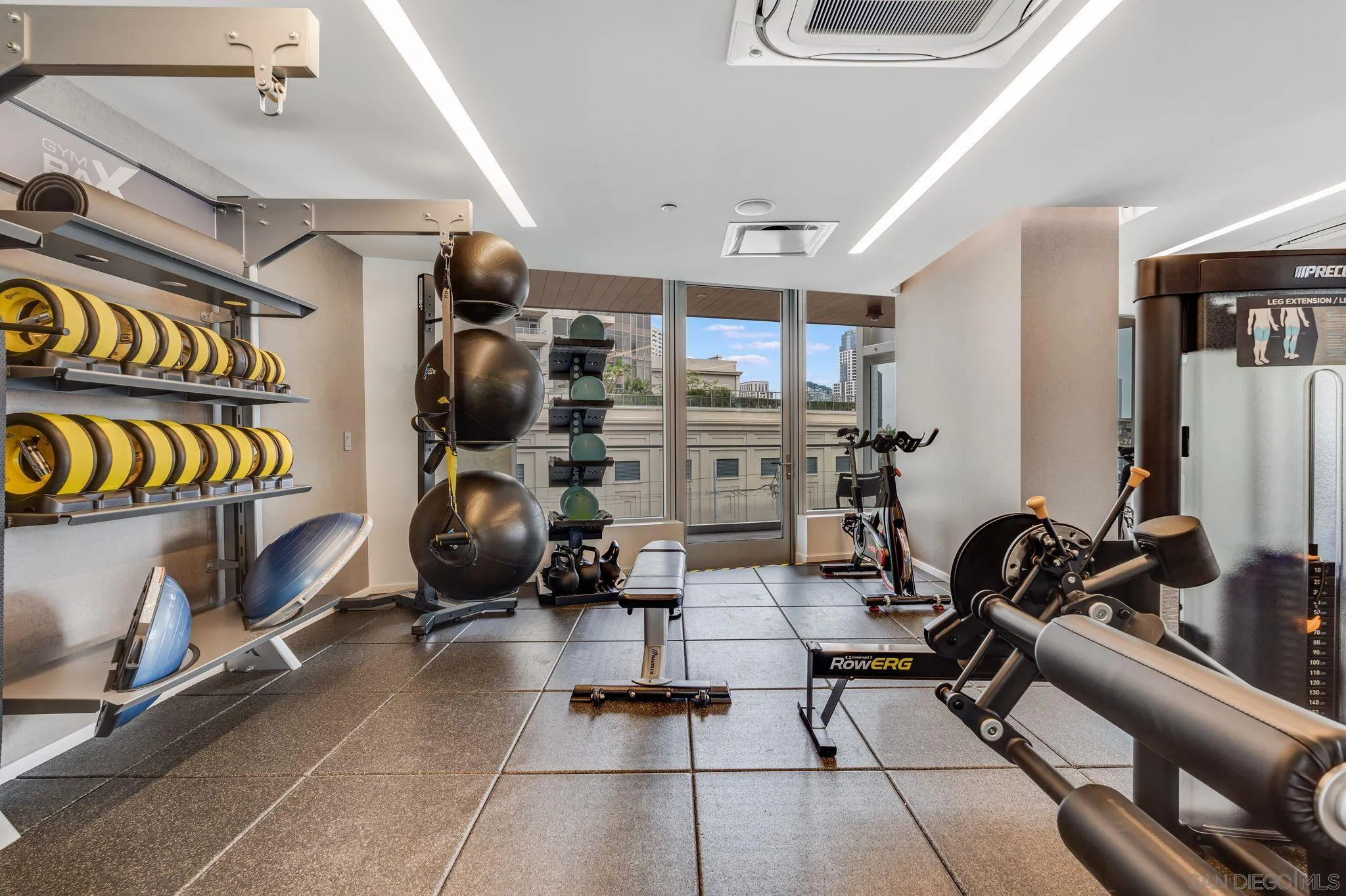 https://cdn.realtyfeed.com/cdn/127/260011306/39df71c0603d16ac1391703b065831c3.webp