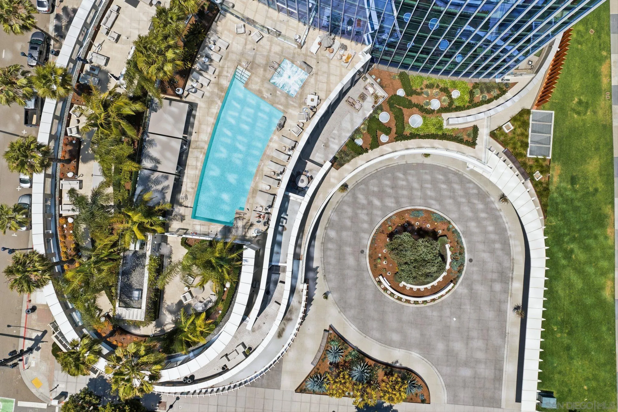 https://cdn.realtyfeed.com/cdn/127/260011306/a4be9204a08dbf9d34e29fc66305e8e3.webp