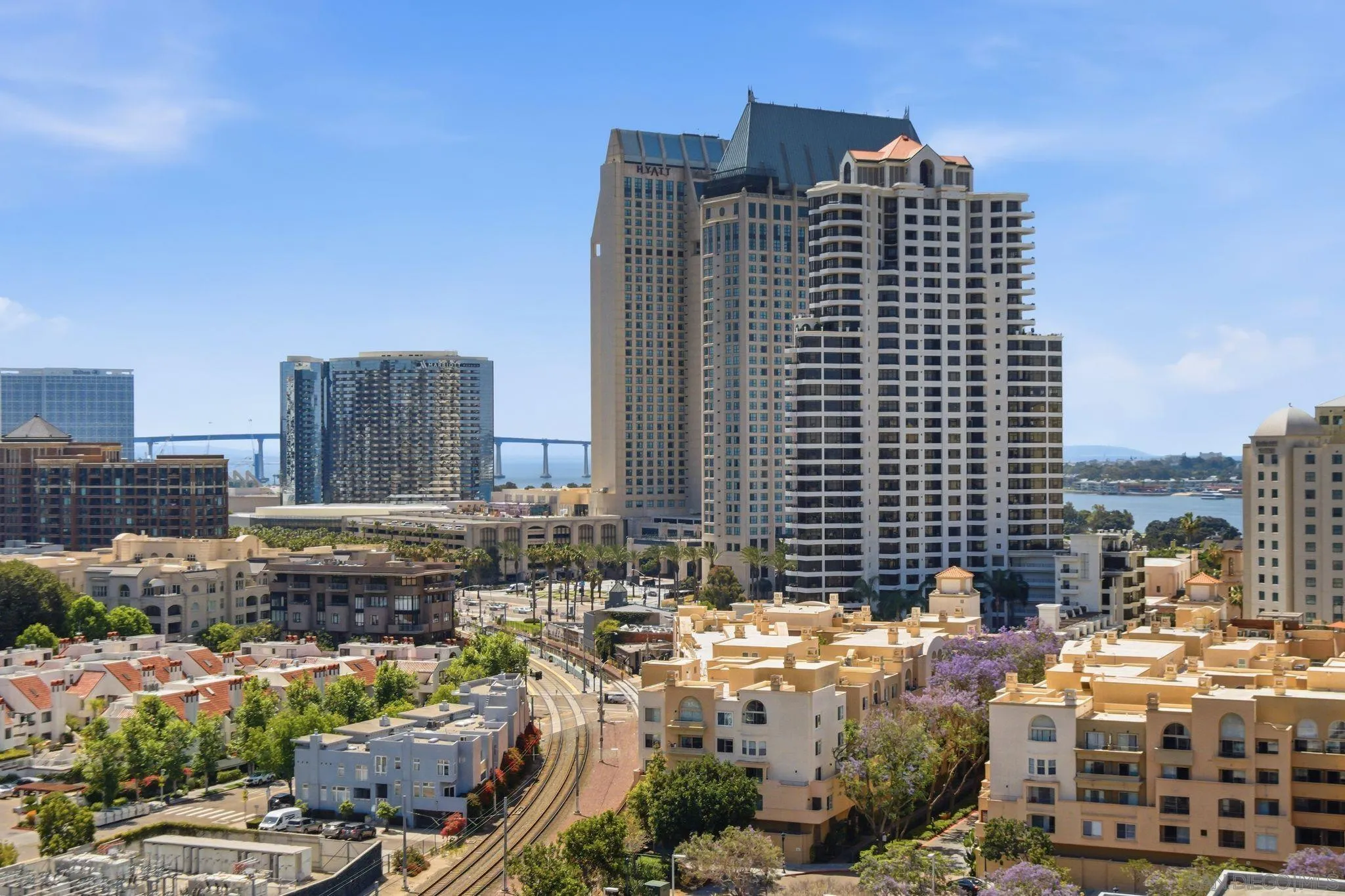 https://cdn.realtyfeed.com/cdn/127/260011306/d50ea76606c875aecf736a4d6af37148.webp