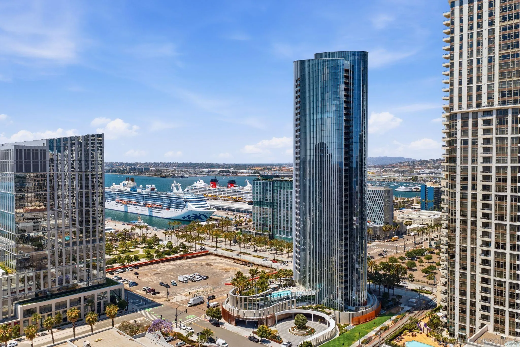 https://cdn.realtyfeed.com/cdn/127/260011306/ec63ccef1d586a232010abb7de62d64e.webp