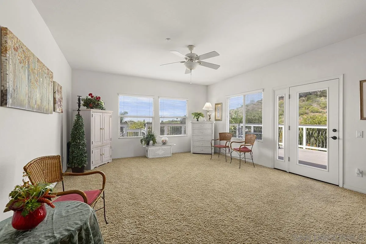 https://cdn.realtyfeed.com/cdn/127/260011308/2e94f6ede1f154f19e5cd340c25c1609.webp