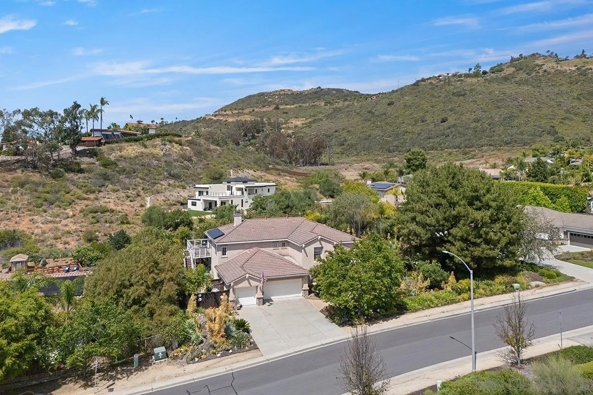 https://cdn.realtyfeed.com/cdn/127/260011308/39c1c09ee23ffc1845b3dc47e7640137.webp