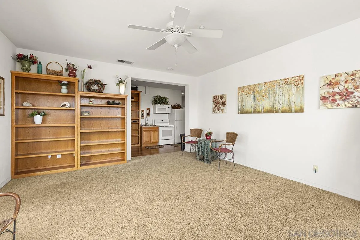 https://cdn.realtyfeed.com/cdn/127/260011308/8c31510583774b81a34a456d38513545.webp