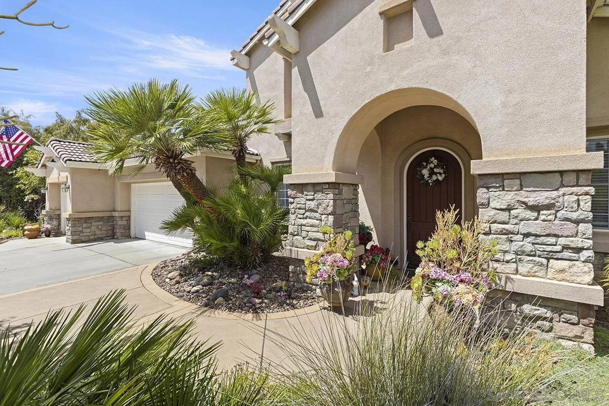 https://cdn.realtyfeed.com/cdn/127/260011308/bd2121f130fd8631746968e7825c0700.webp