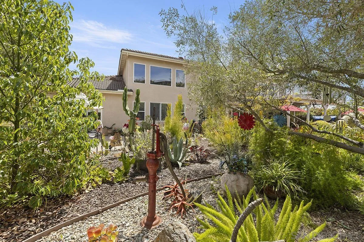 https://cdn.realtyfeed.com/cdn/127/260011308/c75a242e0fa27355941d2b1fc2d3ea69.webp