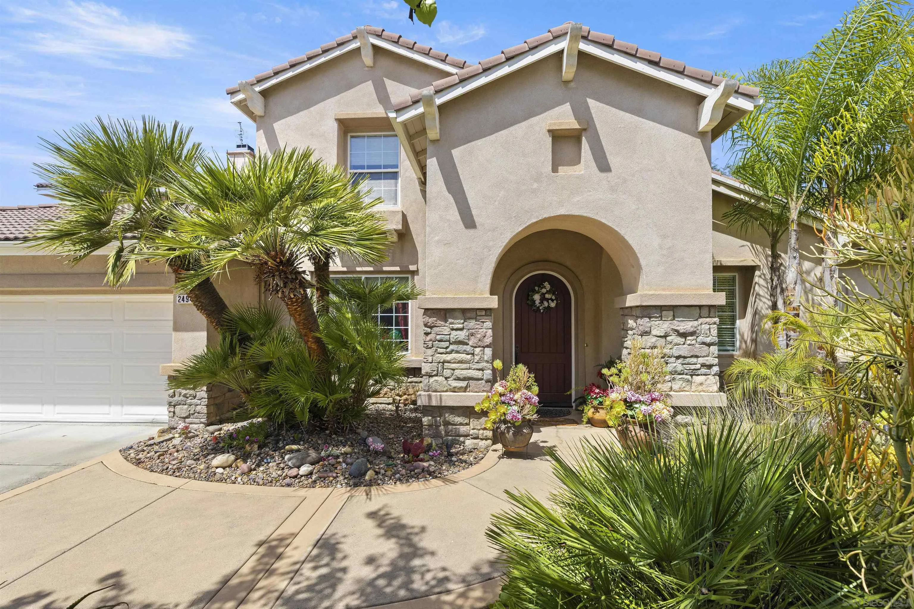 https://cdn.realtyfeed.com/cdn/127/260011308/d85b7139bf82edde76400ed956d8759e.webp