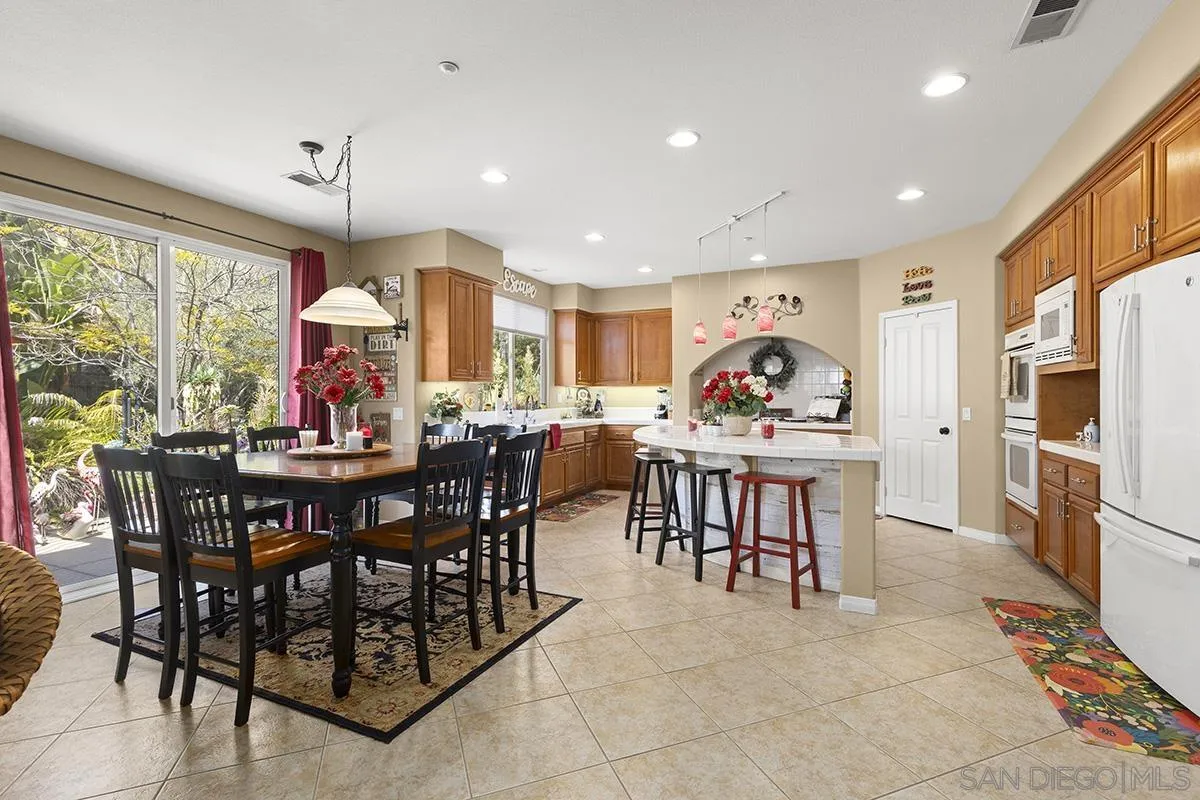 https://cdn.realtyfeed.com/cdn/127/260011308/e09e80354d47416e1099e6d7f1026aa1.webp