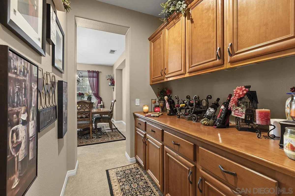 https://cdn.realtyfeed.com/cdn/127/260011308/fd410376e238230ffc88541e2cd93eaf.webp