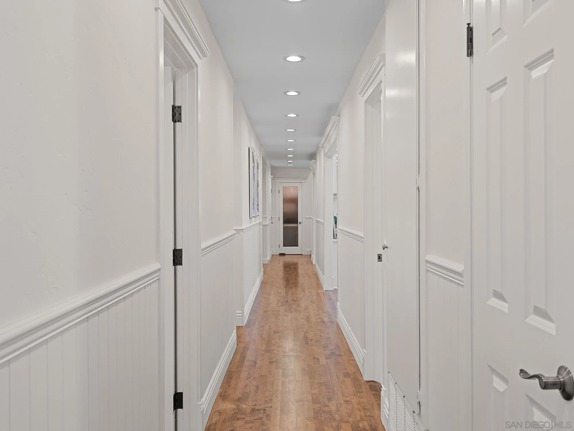 https://cdn.realtyfeed.com/cdn/127/260011310/a13ac999d8a040bc60575ef0bd8d208c.webp