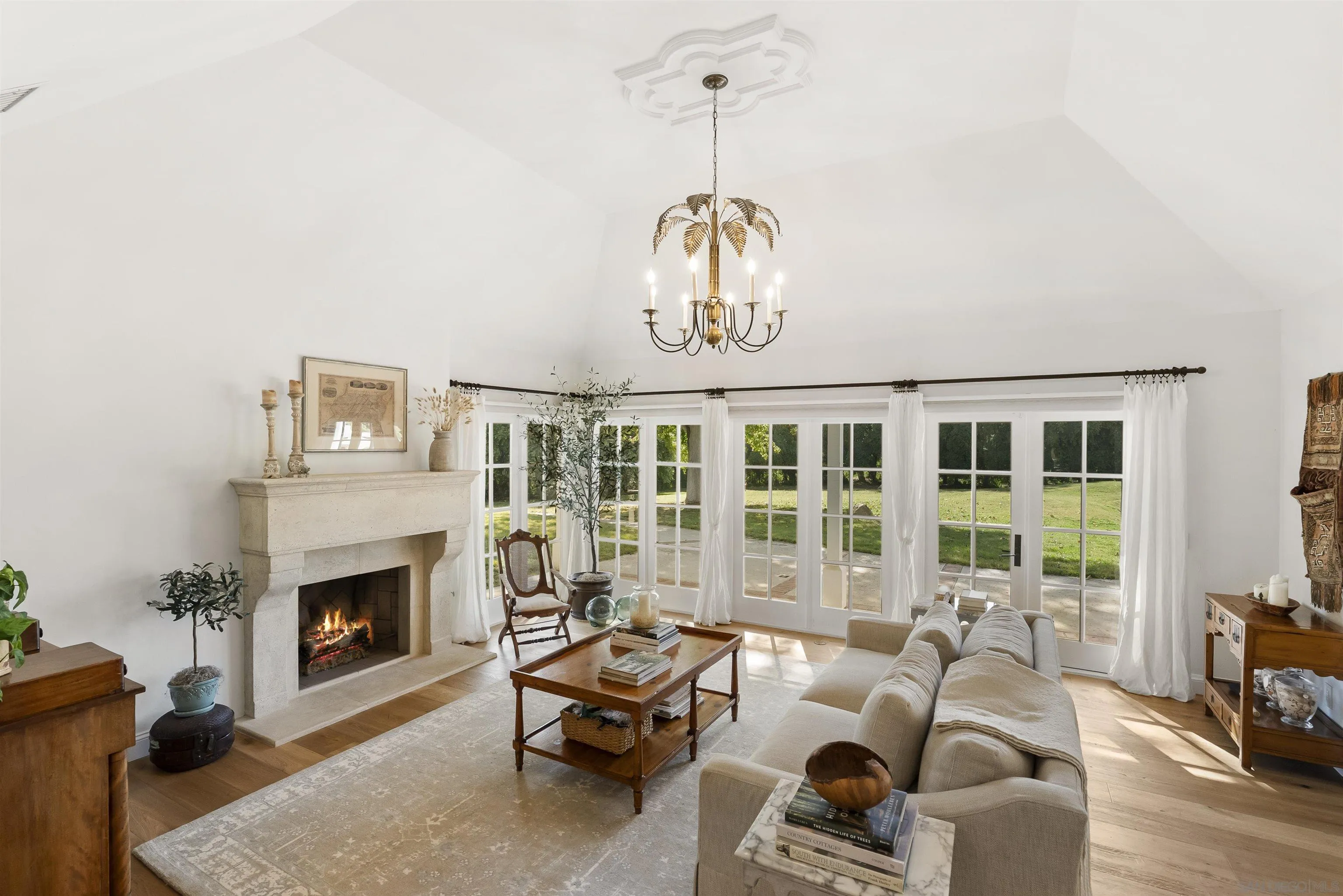 https://cdn.realtyfeed.com/cdn/127/260011312/921e620cb63e25f2e5f476d5d62f4744.webp