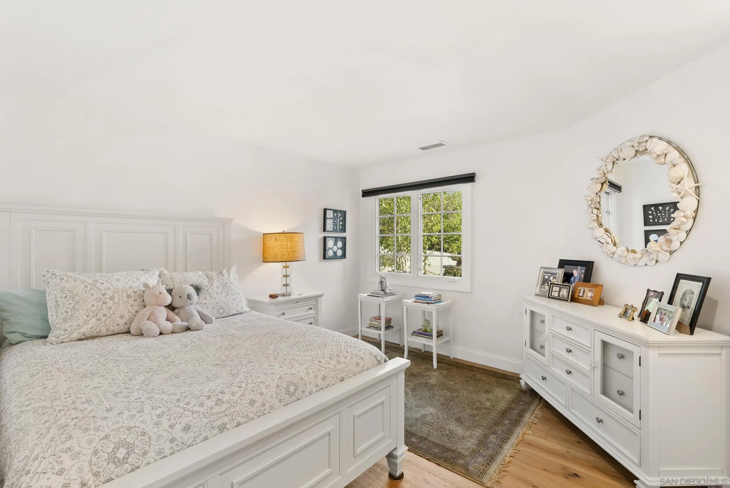 https://cdn.realtyfeed.com/cdn/127/260011312/9da34e56979093e94d4b67792316e055.webp