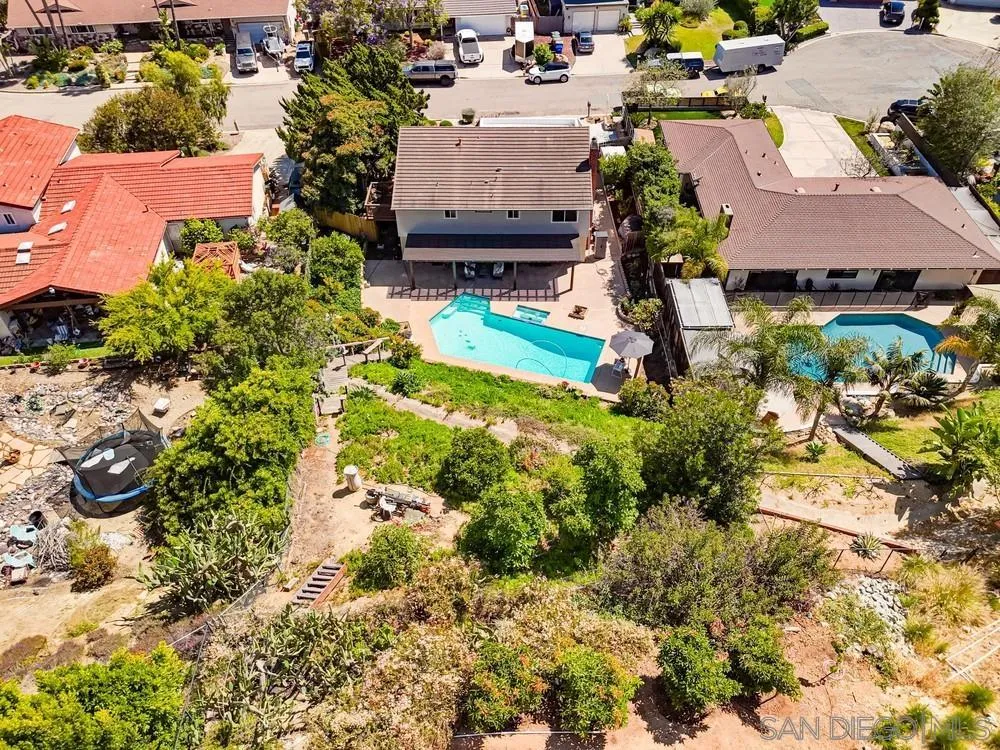 https://cdn.realtyfeed.com/cdn/127/260011313/0857ed0f75f7f1b83e64b2bb13987d28.webp