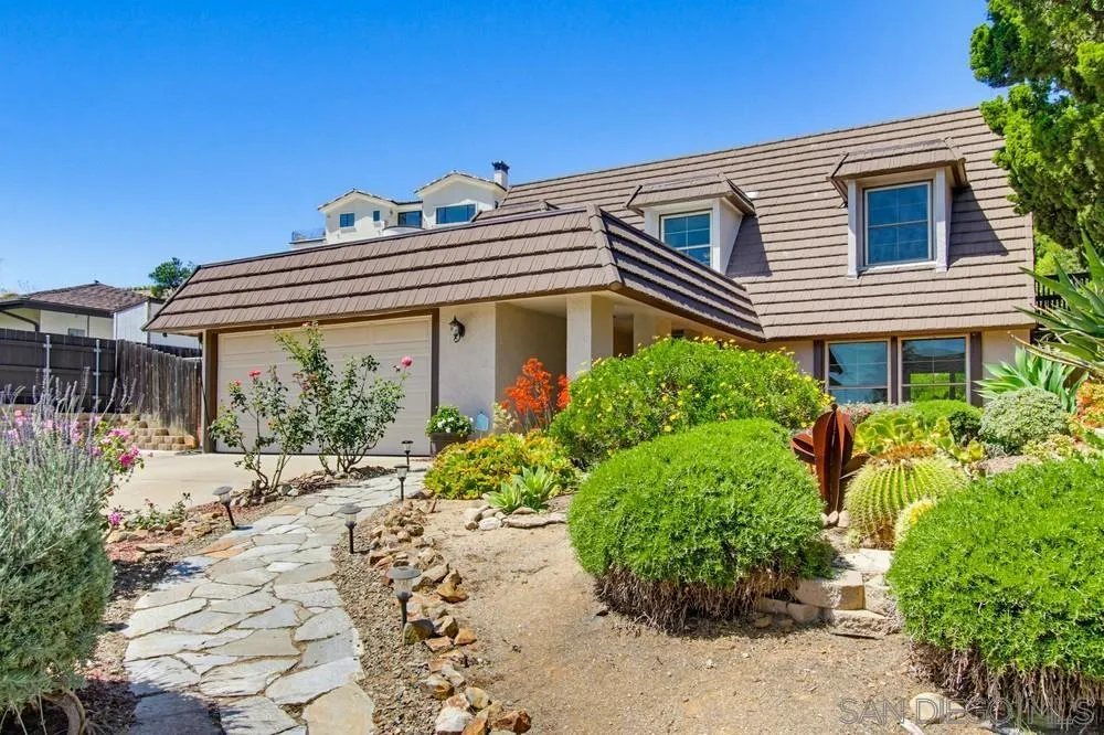 https://cdn.realtyfeed.com/cdn/127/260011313/39b3e904f377e9d7c96fd9a4852aab48.webp