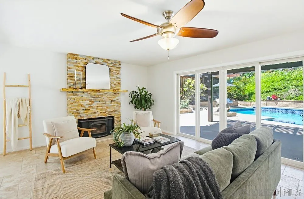 https://cdn.realtyfeed.com/cdn/127/260011313/7e1aef7ba3da3908a164903c64805bc7.webp