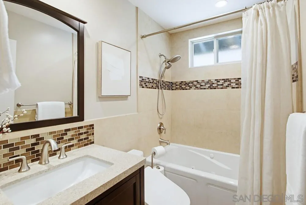 https://cdn.realtyfeed.com/cdn/127/260011313/8d5c34dad75eb609aa6d9cf94a6eb3c9.webp