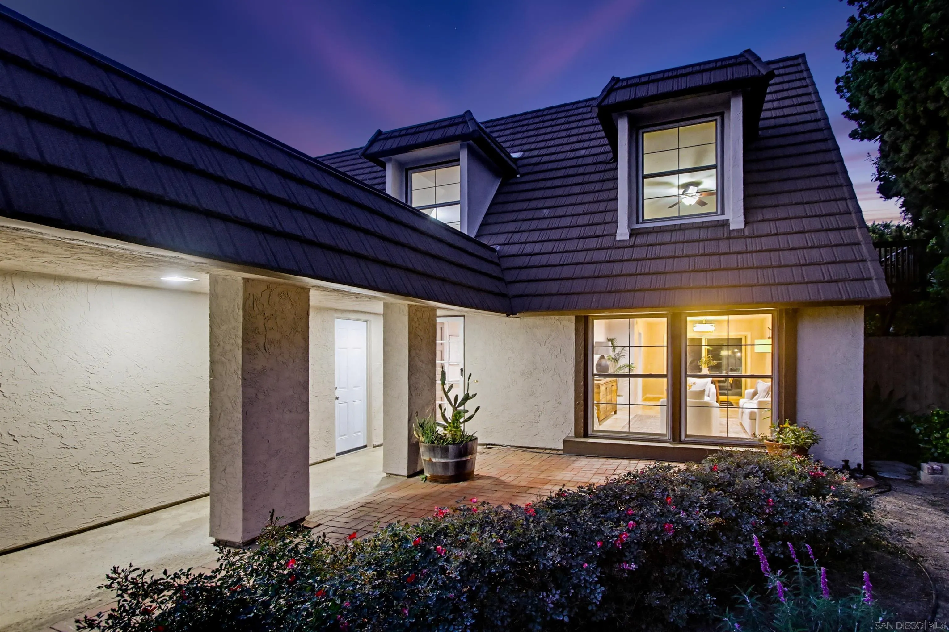 https://cdn.realtyfeed.com/cdn/127/260011313/a6843b3b9824098fa9f5bbaa26ba1b1a.webp