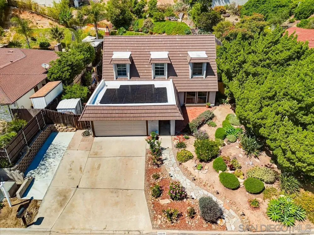 https://cdn.realtyfeed.com/cdn/127/260011313/aabe86c21d76981b951997c709c6d5be.webp