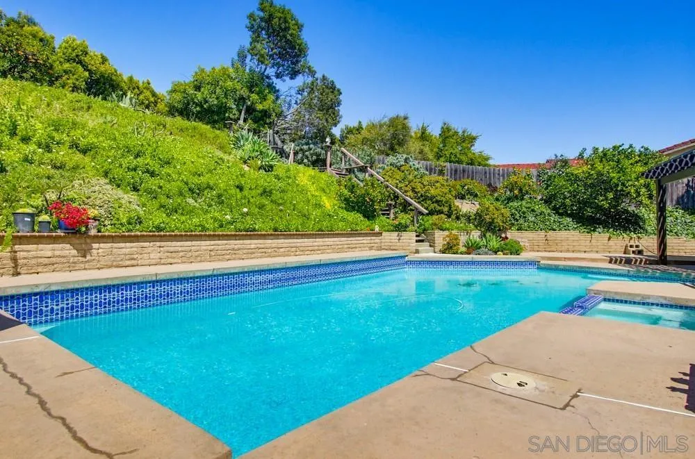 https://cdn.realtyfeed.com/cdn/127/260011313/e3e3c9c189d34463324b2c98db148869.webp