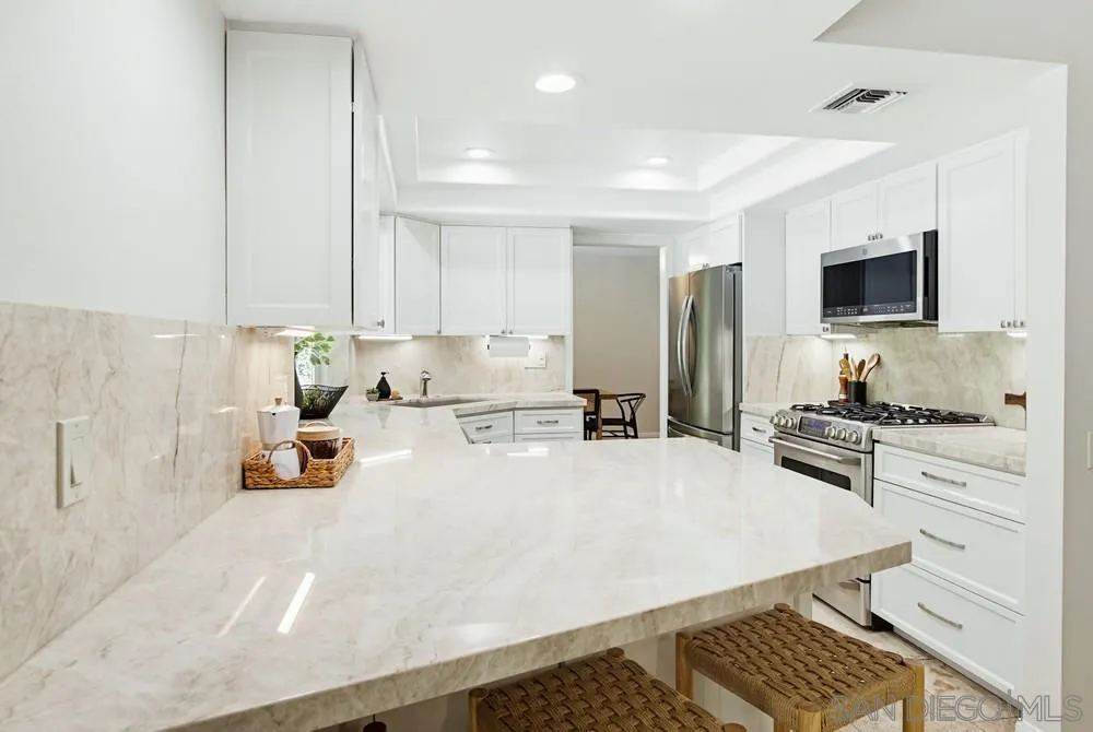 https://cdn.realtyfeed.com/cdn/127/260011313/e59116b9bc9202a27aa2dfce7fcf9e3d.webp