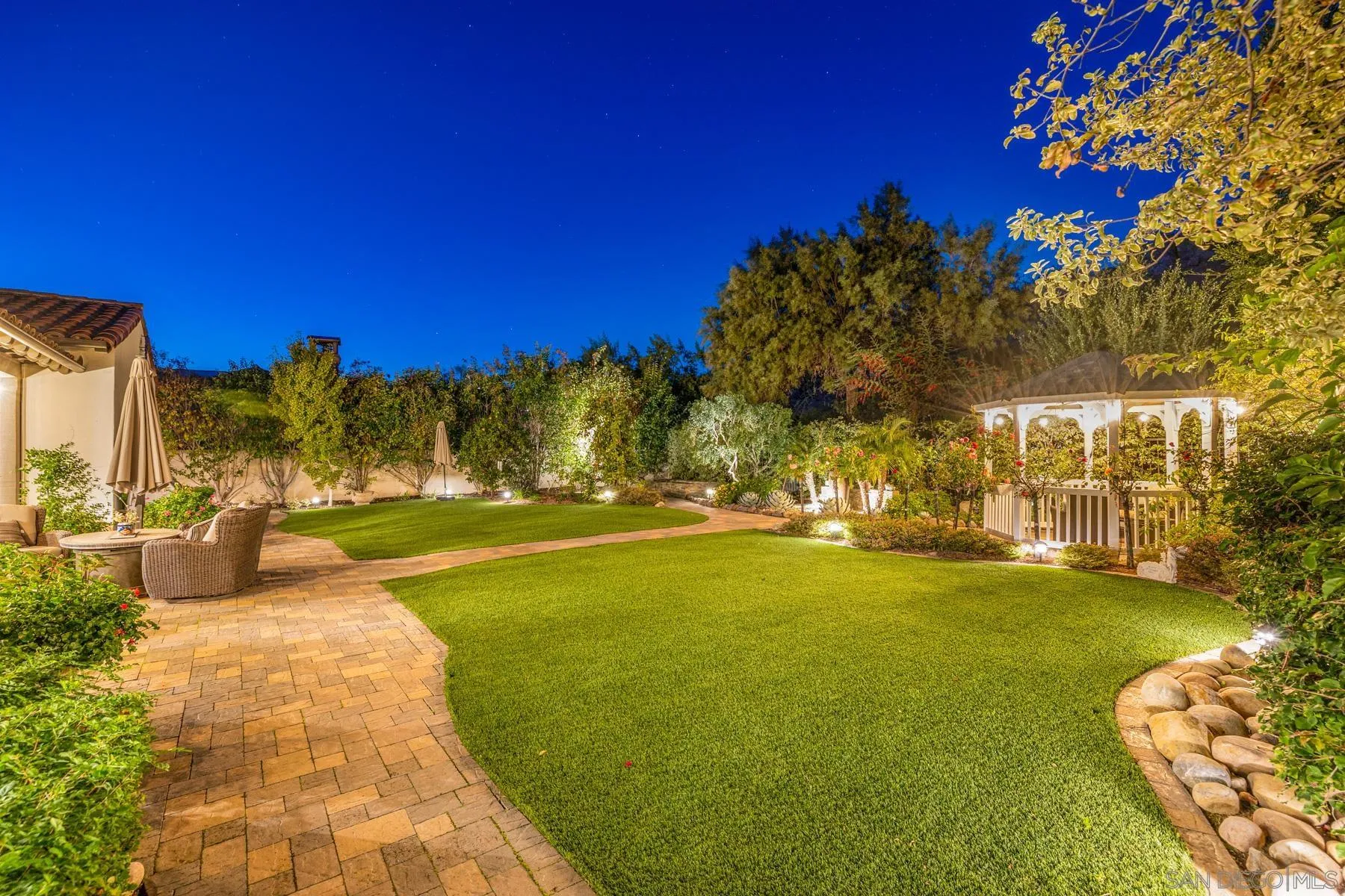 https://cdn.realtyfeed.com/cdn/127/260011314/1ecf465474e37130bde6e06af73779f8.webp