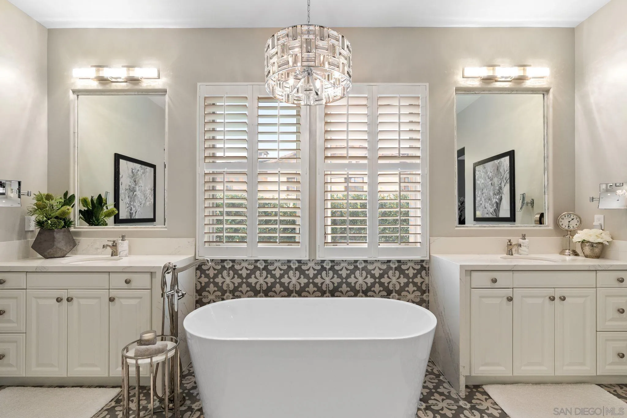 https://cdn.realtyfeed.com/cdn/127/260011314/9d21d5b7204eec9d5b74a4088fb53b7b.webp