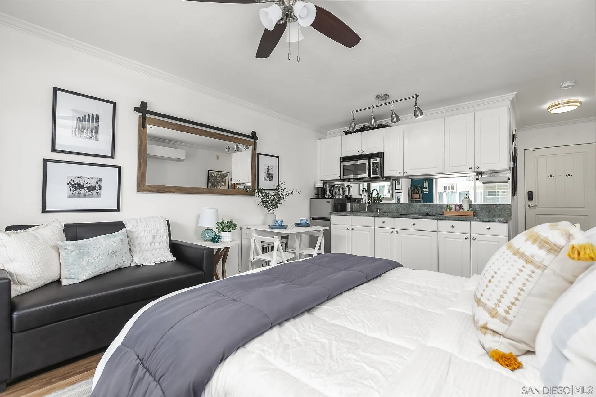 Photo #8: 260011315 Listing: Photo #8
