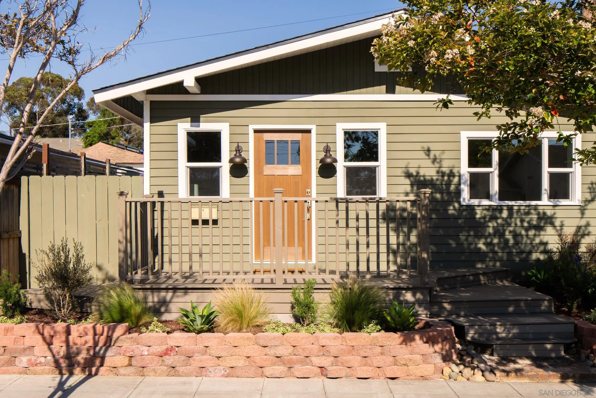 https://cdn.realtyfeed.com/cdn/127/260011319/0dbc53d249ff6101a7dbcefe14bf502d.webp