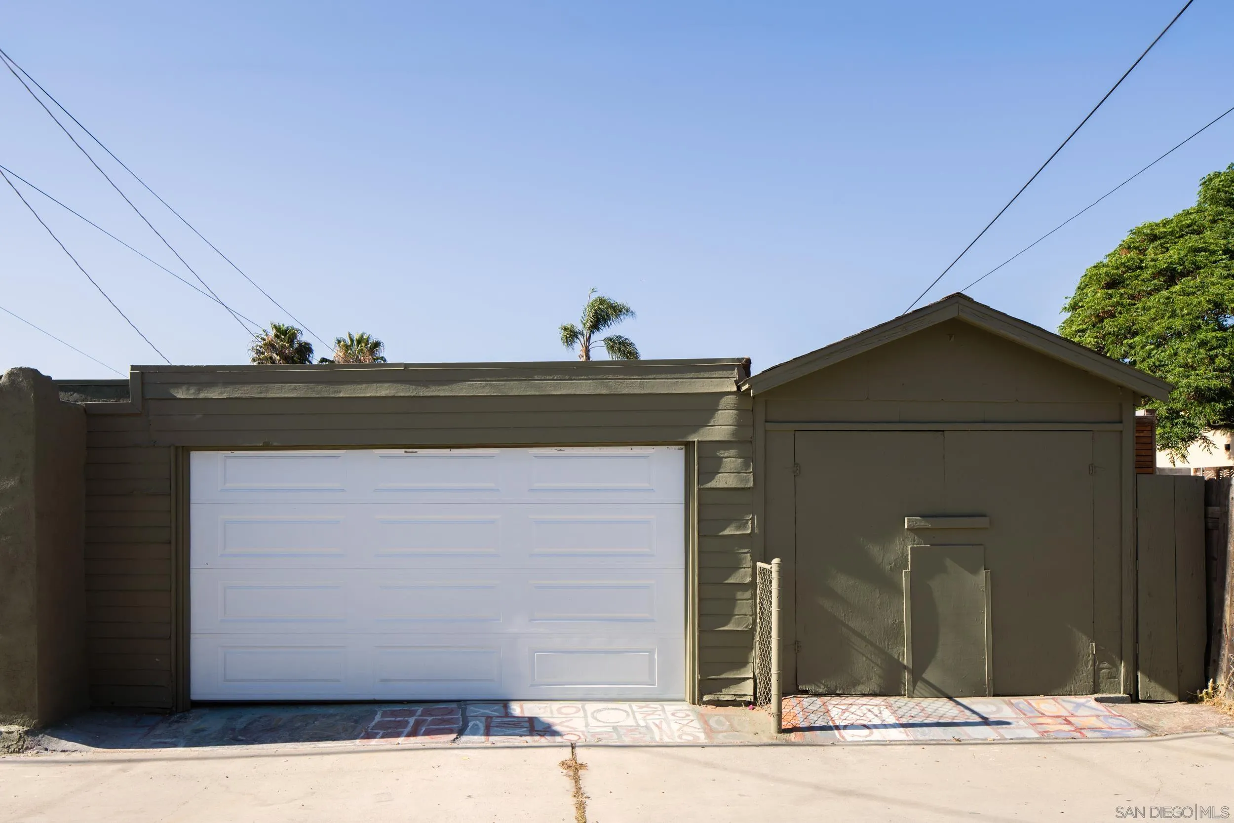 https://cdn.realtyfeed.com/cdn/127/260011319/6b0e1631ddd2b5d20e681fe508f3e2f3.webp