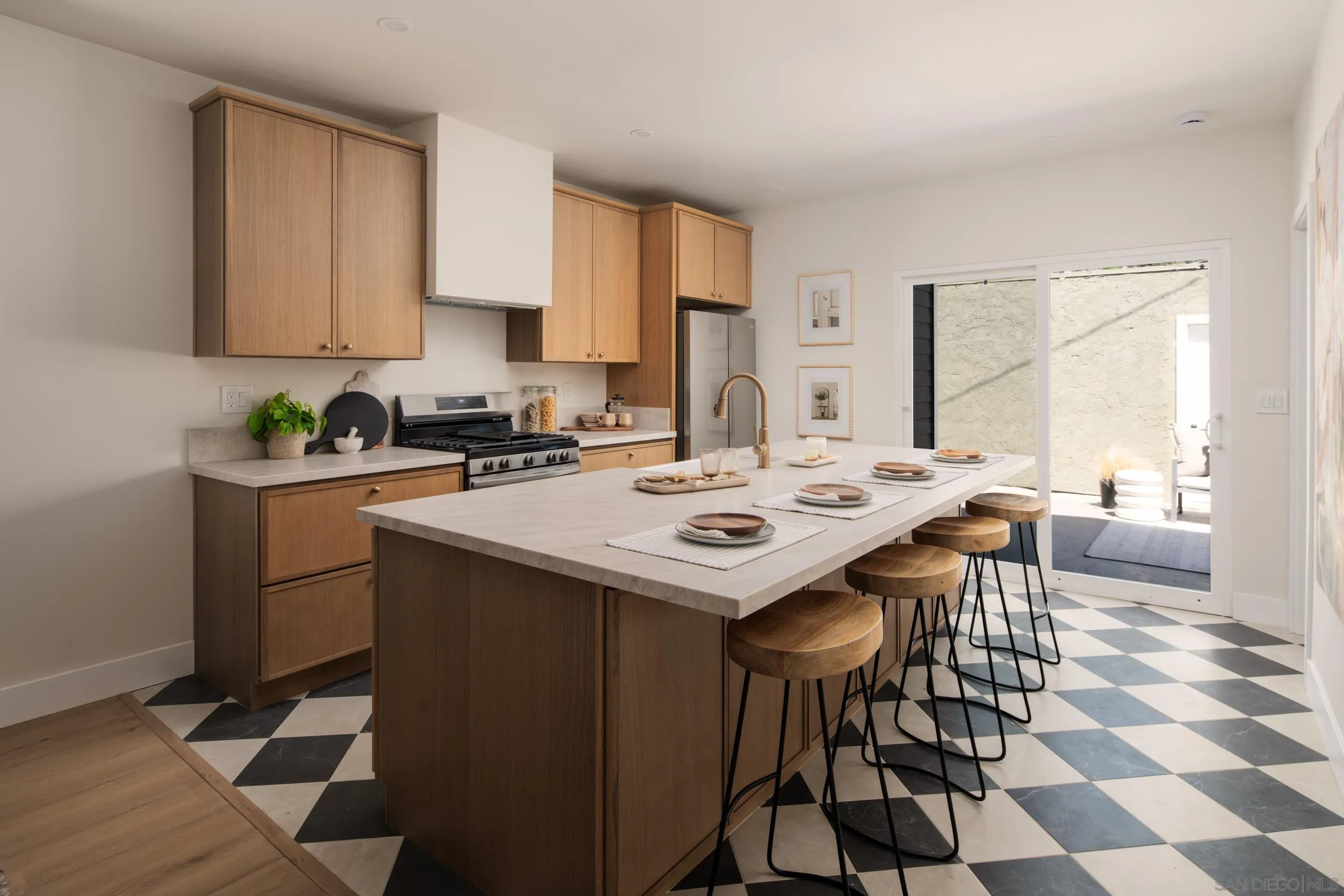 https://cdn.realtyfeed.com/cdn/127/260011319/a77dc1519dd11b60d929f9a5072e99ad.webp