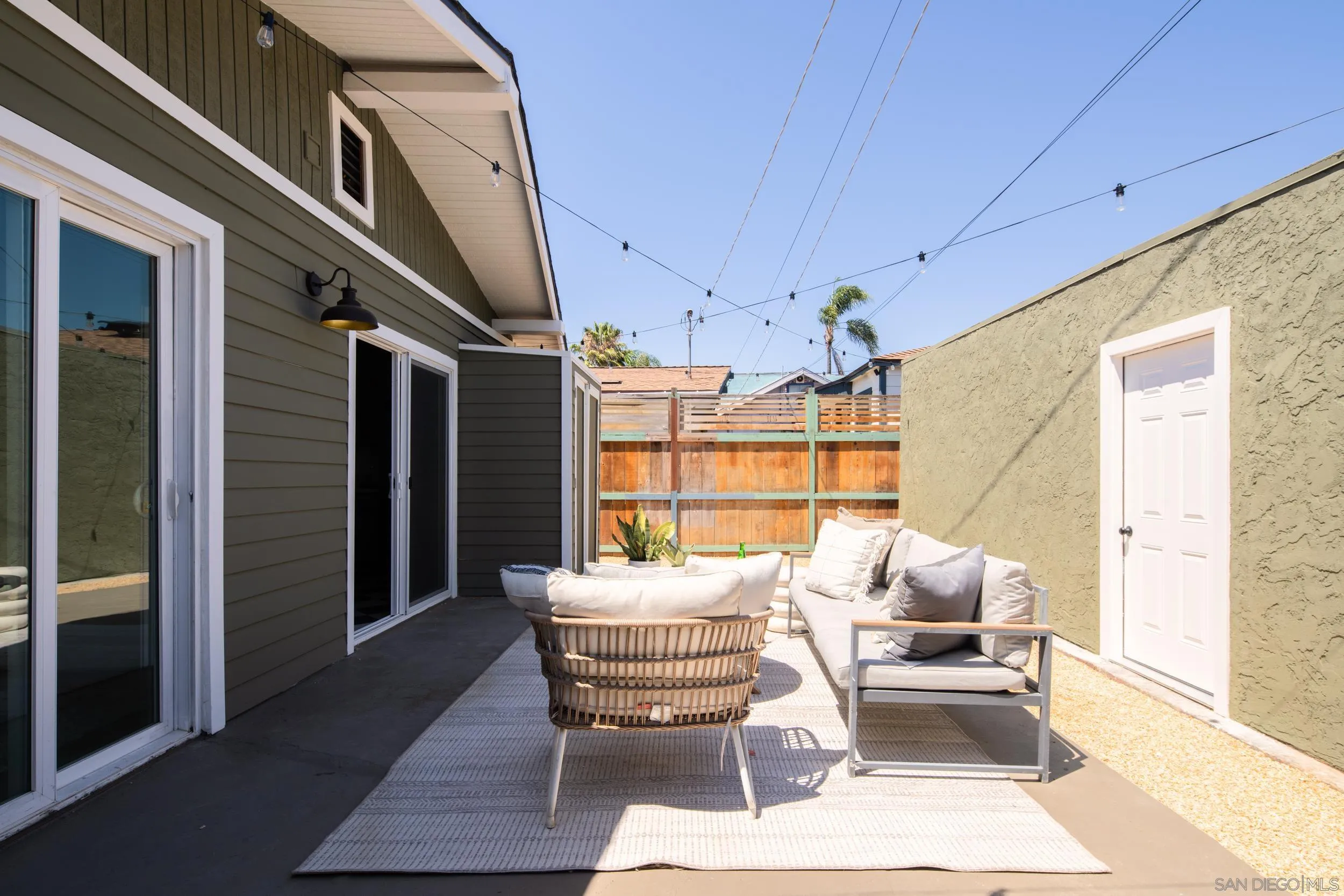 https://cdn.realtyfeed.com/cdn/127/260011319/a853bd25b8d4883e51593af101e3ea0b.webp