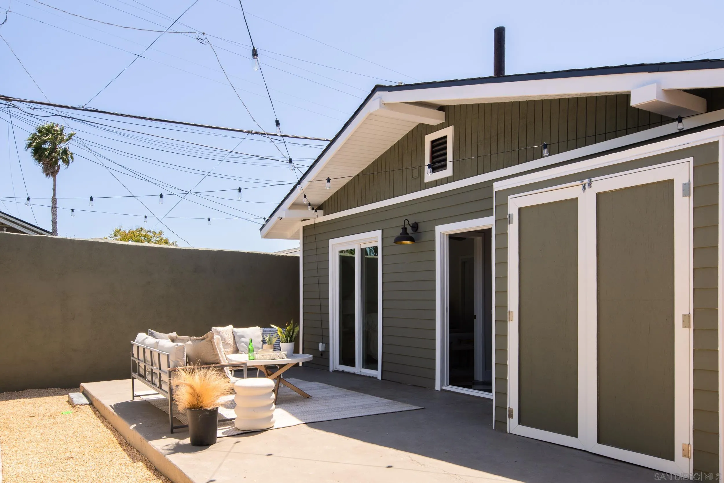 https://cdn.realtyfeed.com/cdn/127/260011319/abc77e8aae94385e4419c80ae647401d.webp