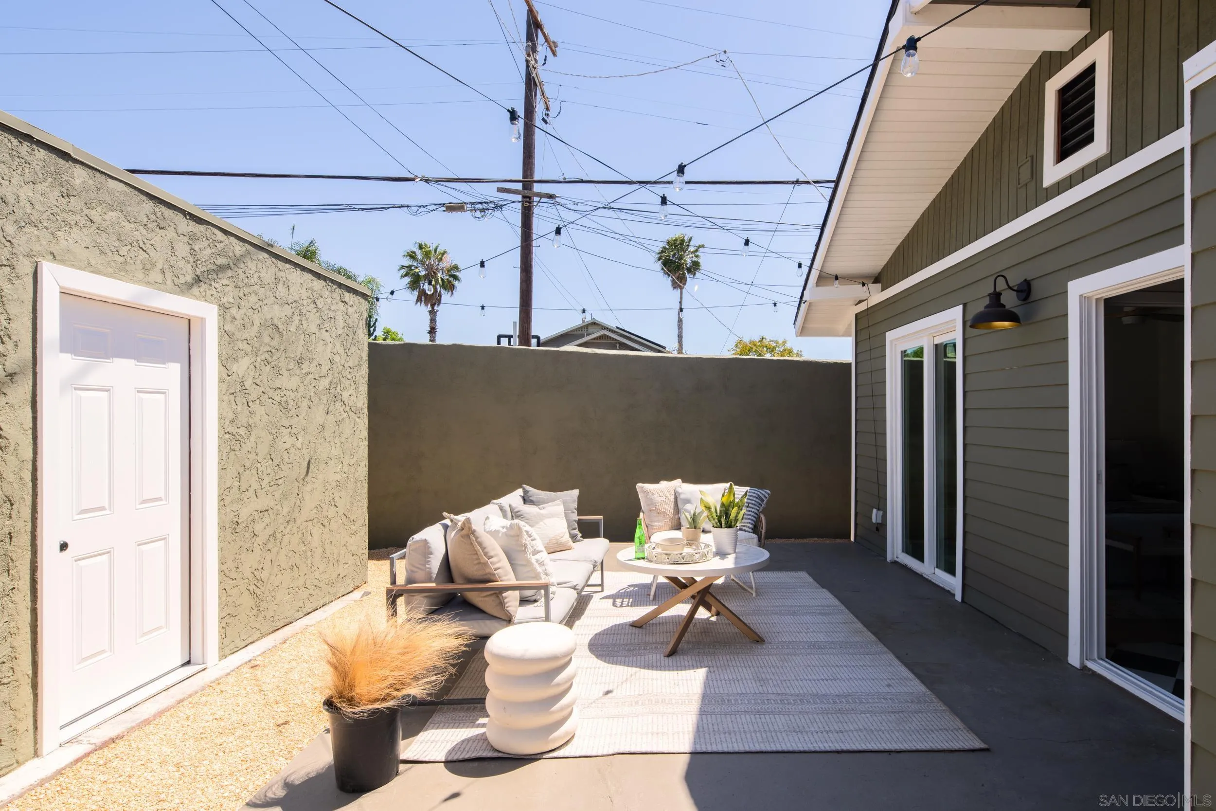 https://cdn.realtyfeed.com/cdn/127/260011319/ffa006c3ea0bbc7c416462442e0e859c.webp
