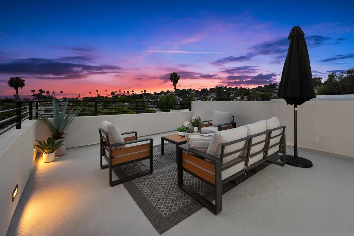 https://cdn.realtyfeed.com/cdn/127/260011321/921de0379fee2fe85708ebcb6484e9b0.webp