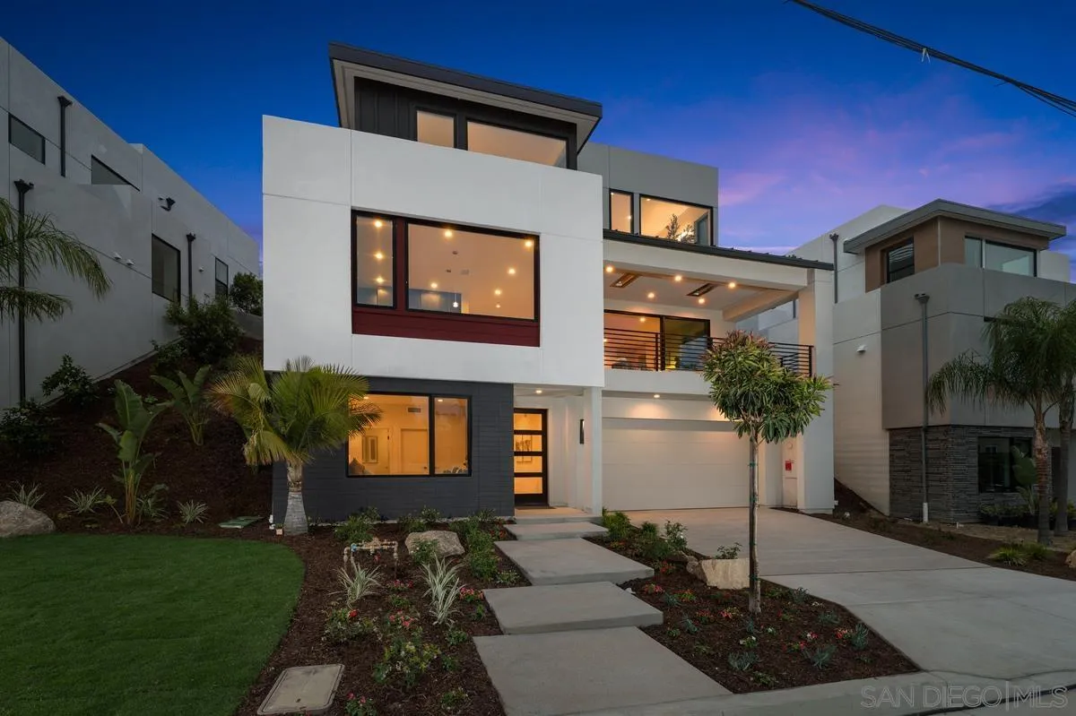 https://cdn.realtyfeed.com/cdn/127/260011321/a2e2afbfbb87a6837f868c898ece0ba9.webp