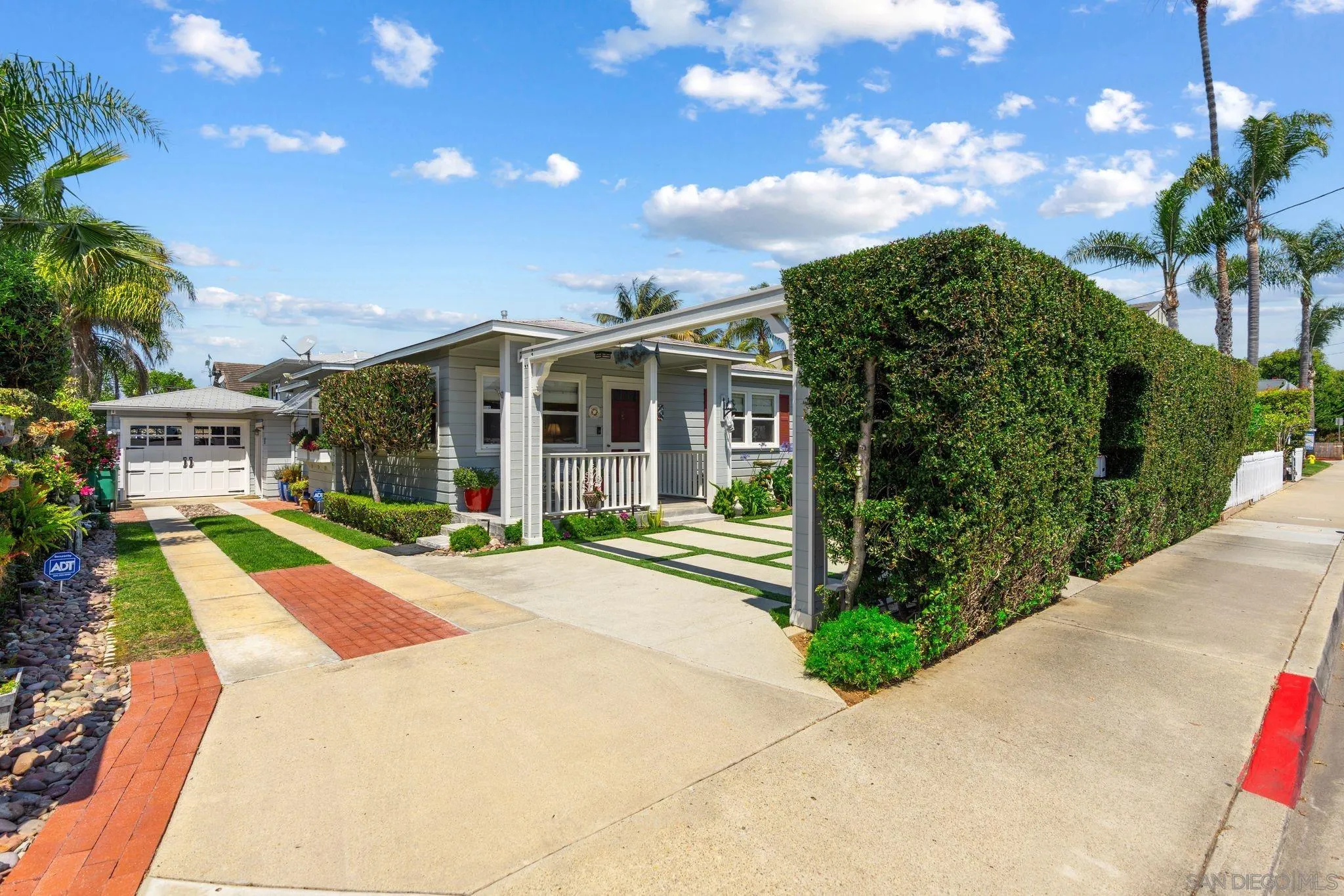 https://cdn.realtyfeed.com/cdn/127/260011323/0e36dee2e0433e965e7dd092a77f6f91.webp