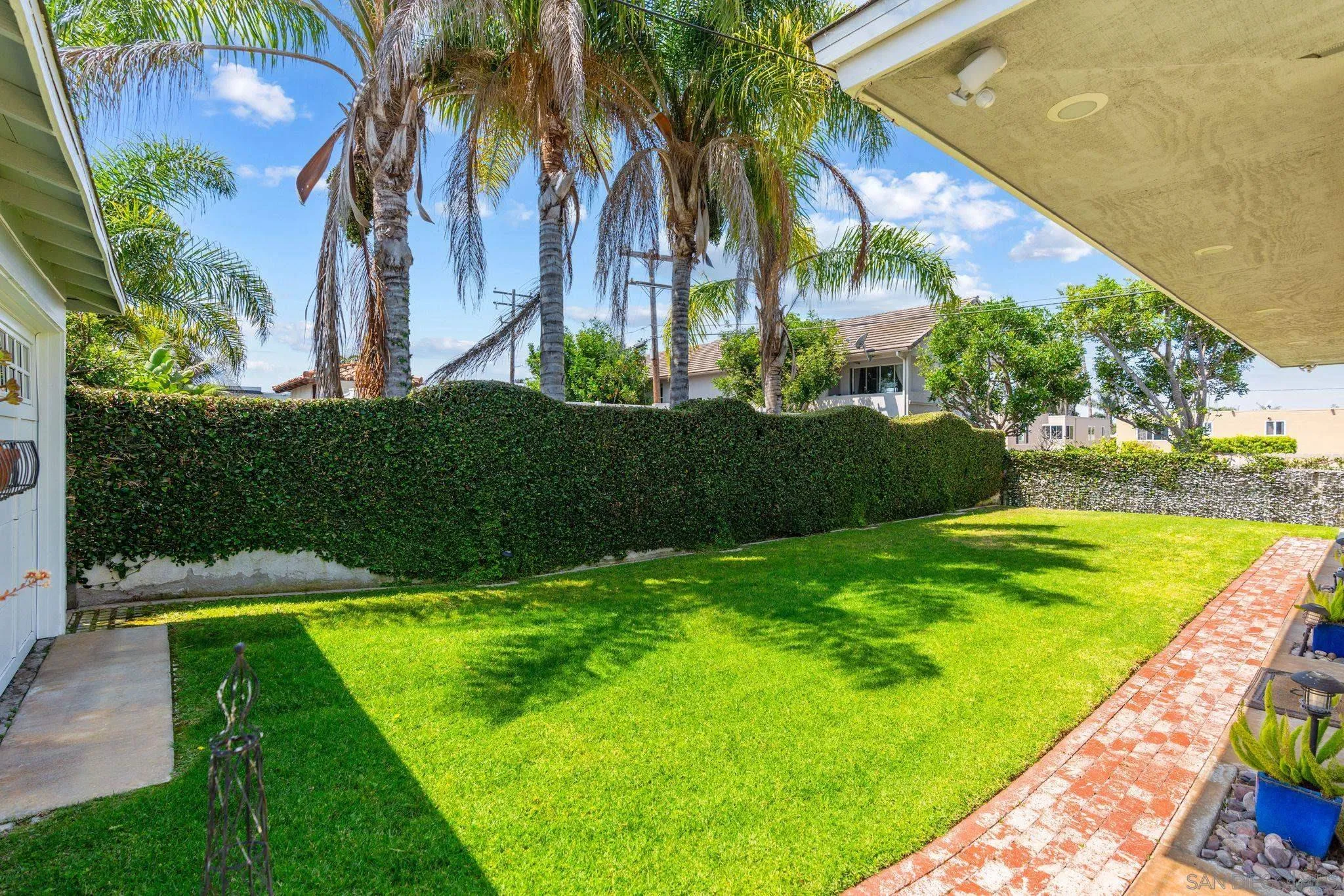 https://cdn.realtyfeed.com/cdn/127/260011323/ed11a72780ded95d0f2cd9588fb98566.webp