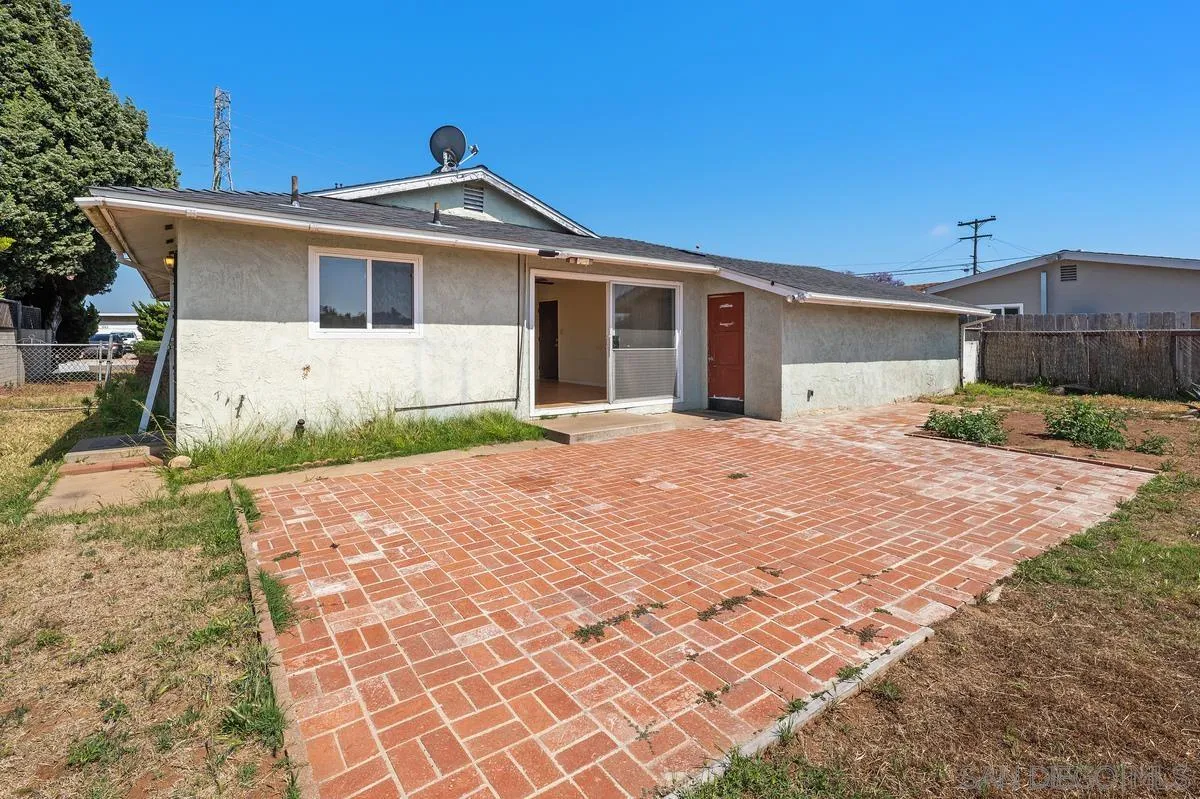 https://cdn.realtyfeed.com/cdn/127/260011324/61c54a1f60d1636e6185388cfe304b59.webp