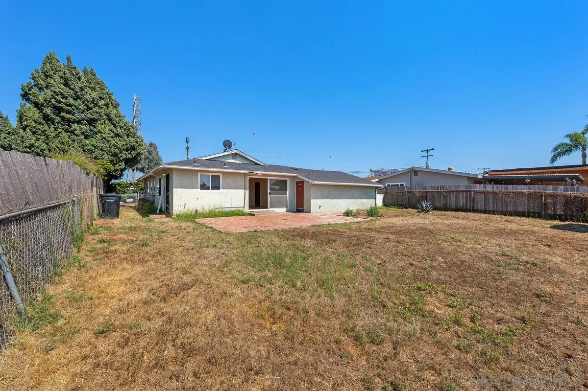 https://cdn.realtyfeed.com/cdn/127/260011324/ffe084e276c9d2180ecc67ce78c3749e.webp