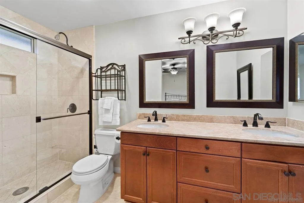 Photo #12: 260011325 Listing: Photo #12