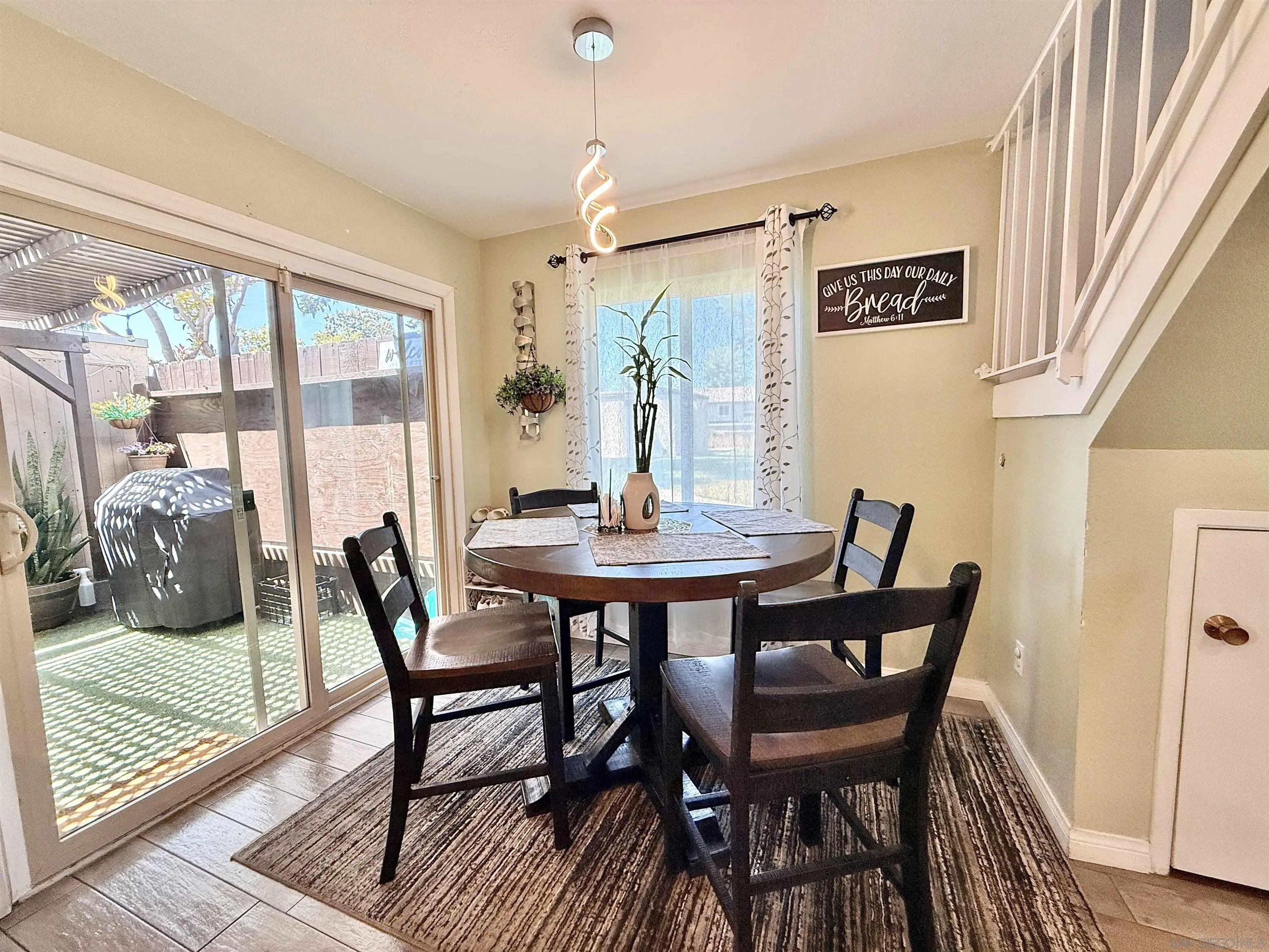 Photo #8: 260011330 Listing: Photo #8