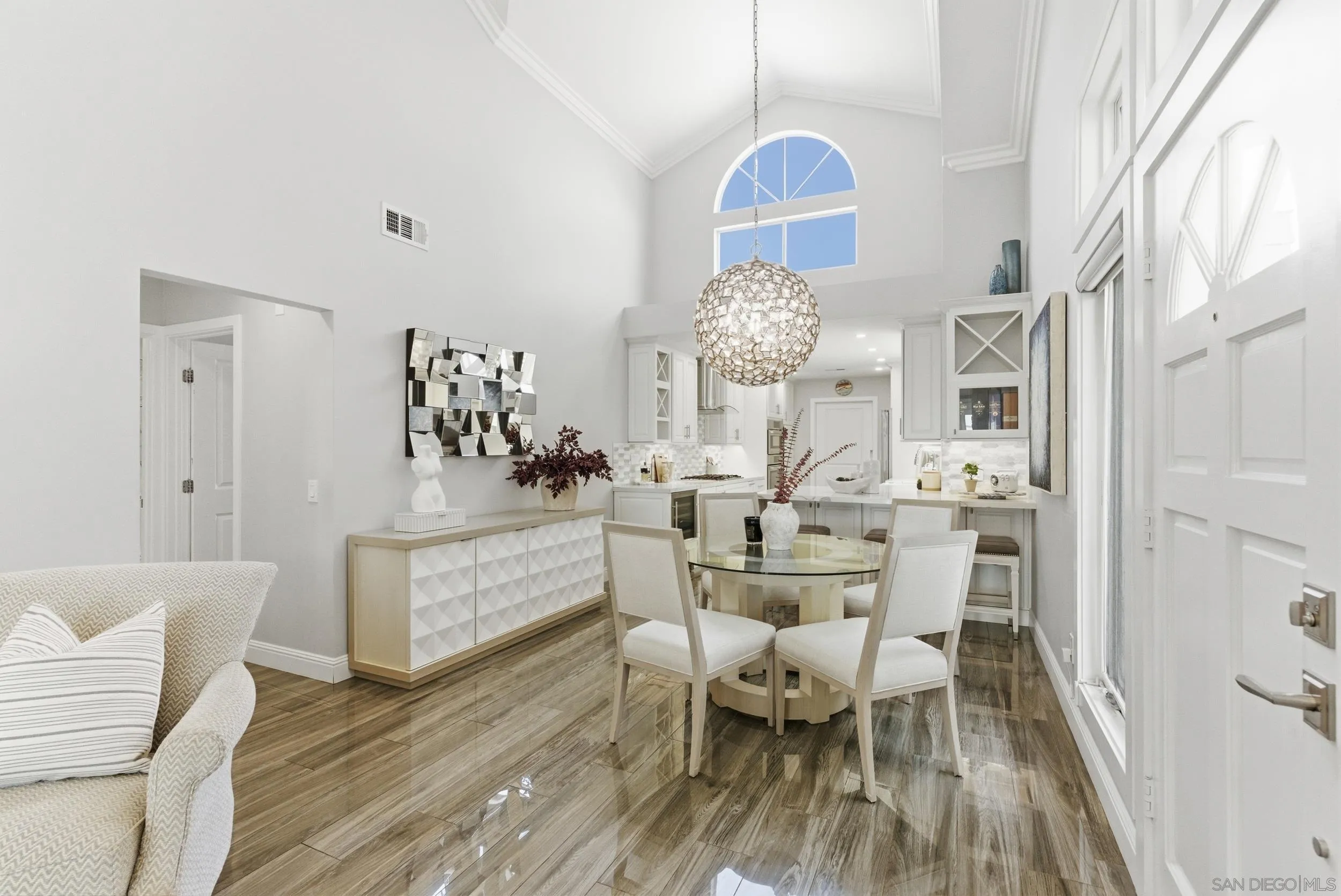 https://cdn.realtyfeed.com/cdn/127/260011334/3d57a317aaf5dffedc6ac7fd8183e371.webp
