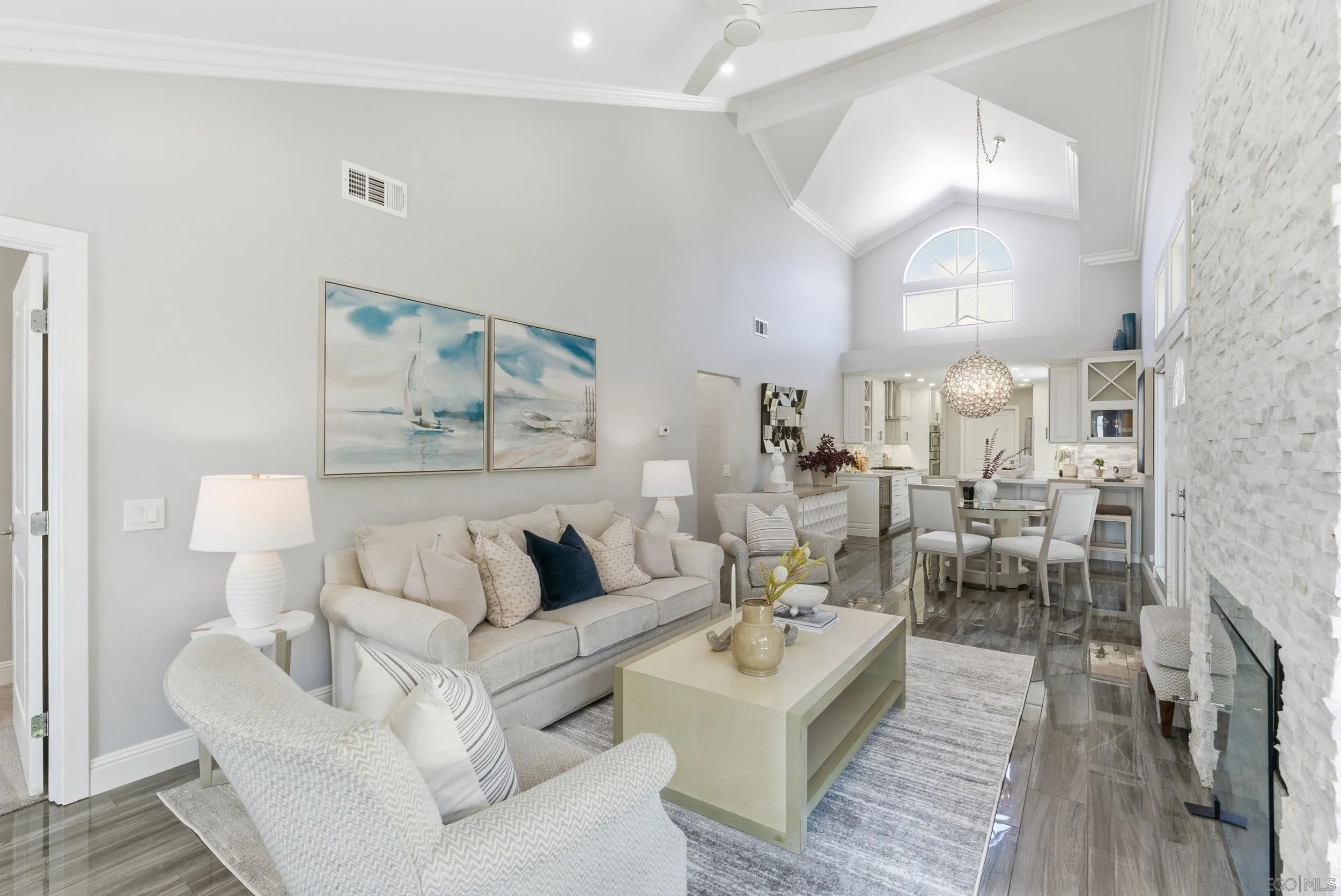 https://cdn.realtyfeed.com/cdn/127/260011334/70c0e6a129382124b5314fe82a04fa10.webp