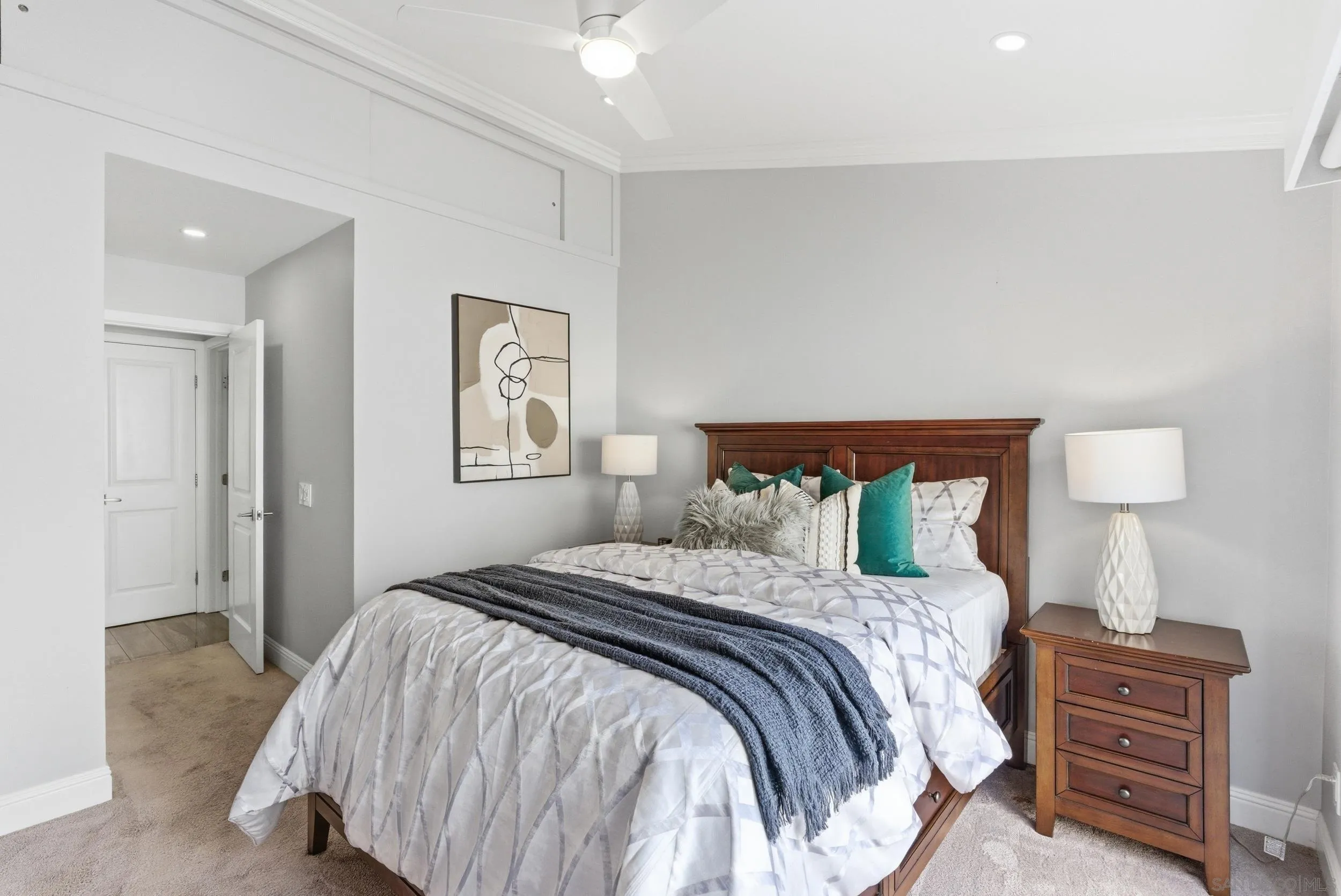 https://cdn.realtyfeed.com/cdn/127/260011334/de8bb6130c02a079f79ae4f2569b0f66.webp