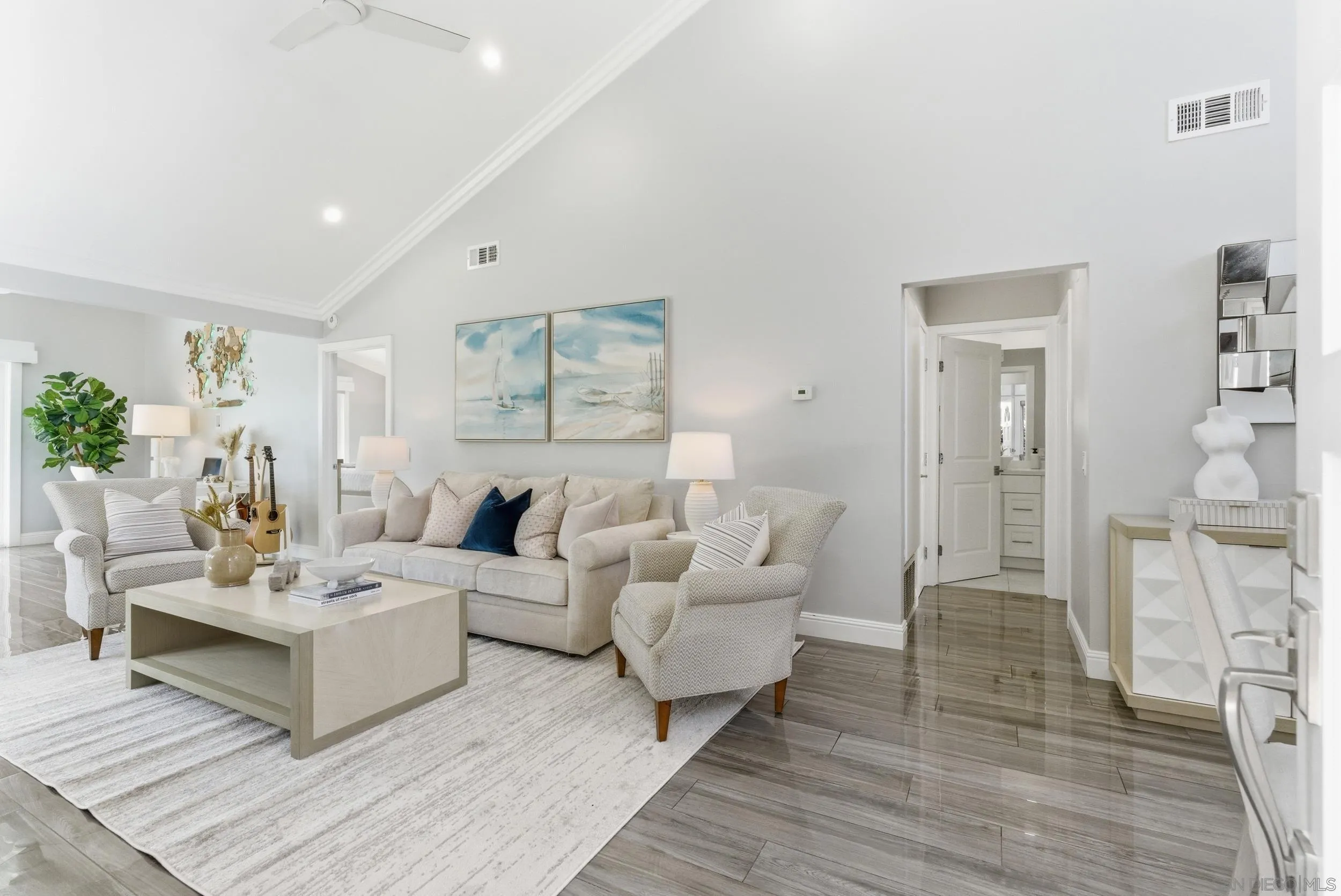 https://cdn.realtyfeed.com/cdn/127/260011334/df102e64abc0e4d2d2a20458f1c0a429.webp