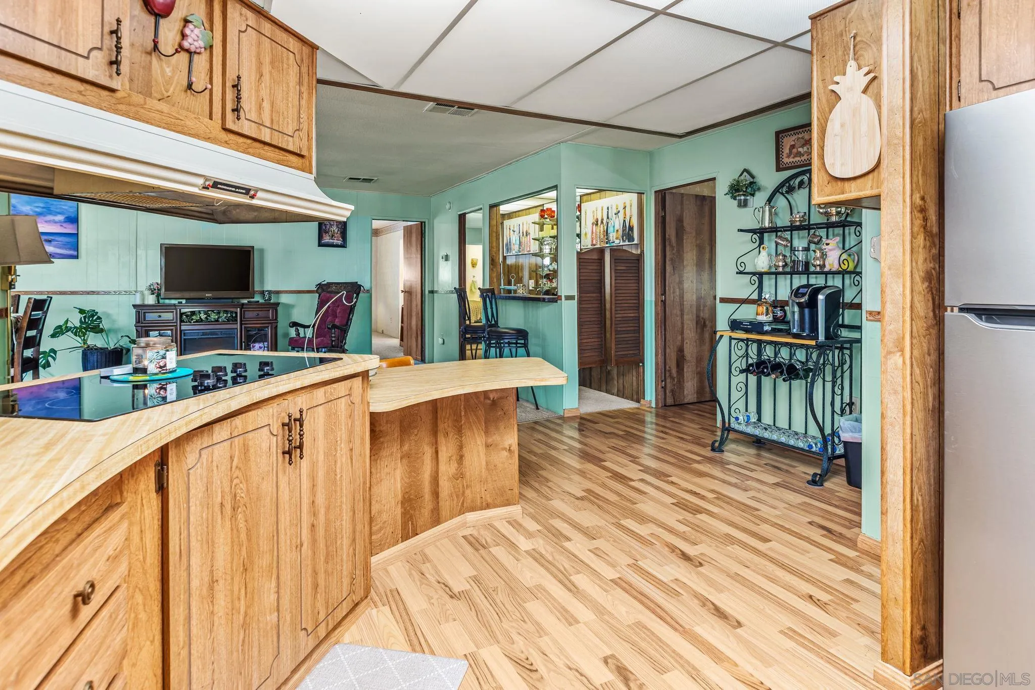 https://cdn.realtyfeed.com/cdn/127/260011336/16c5ef05aa16e087faf68332f65398ca.webp