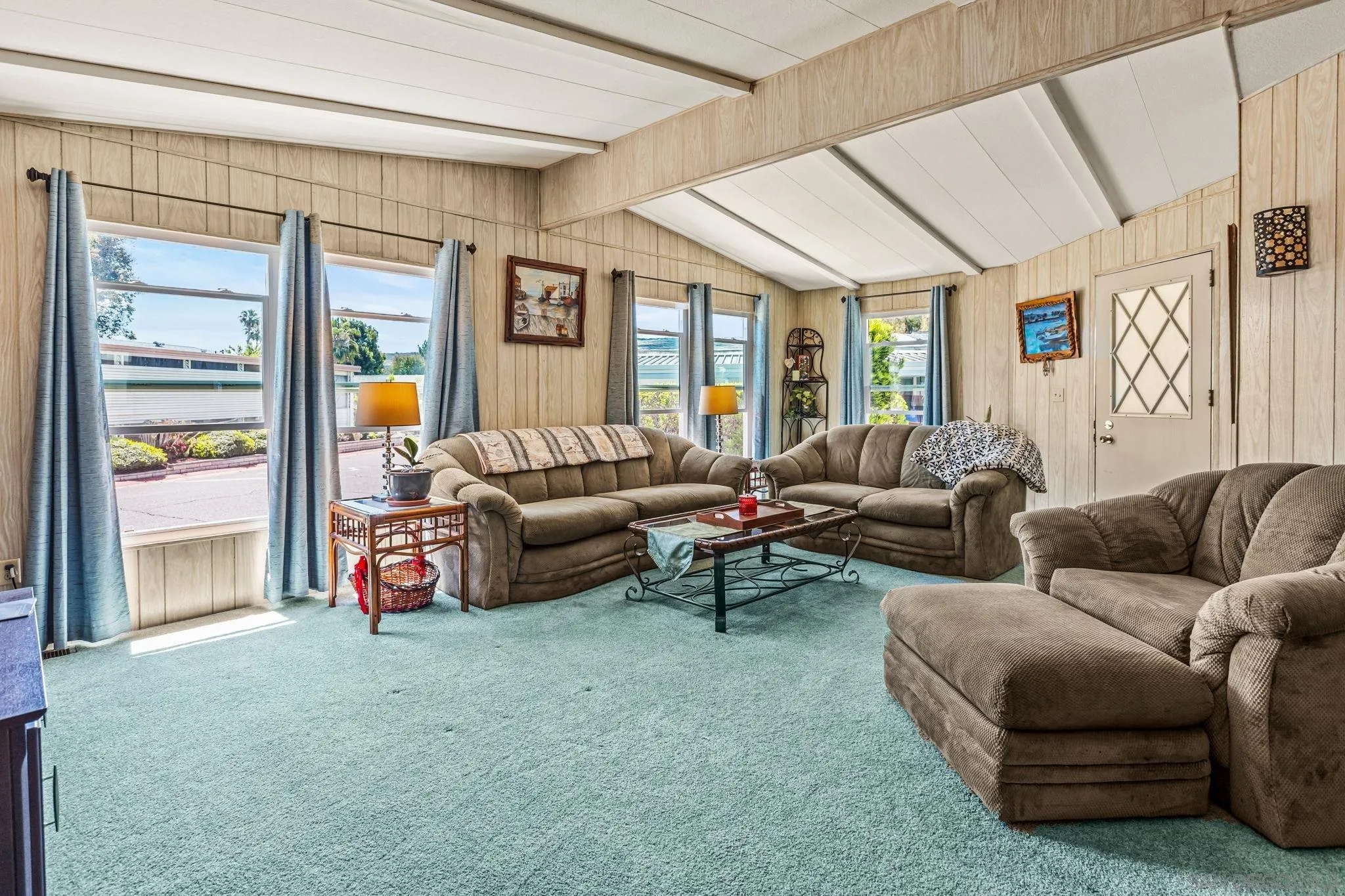 https://cdn.realtyfeed.com/cdn/127/260011336/4fbcea788fff9c6537816a173cddec98.webp