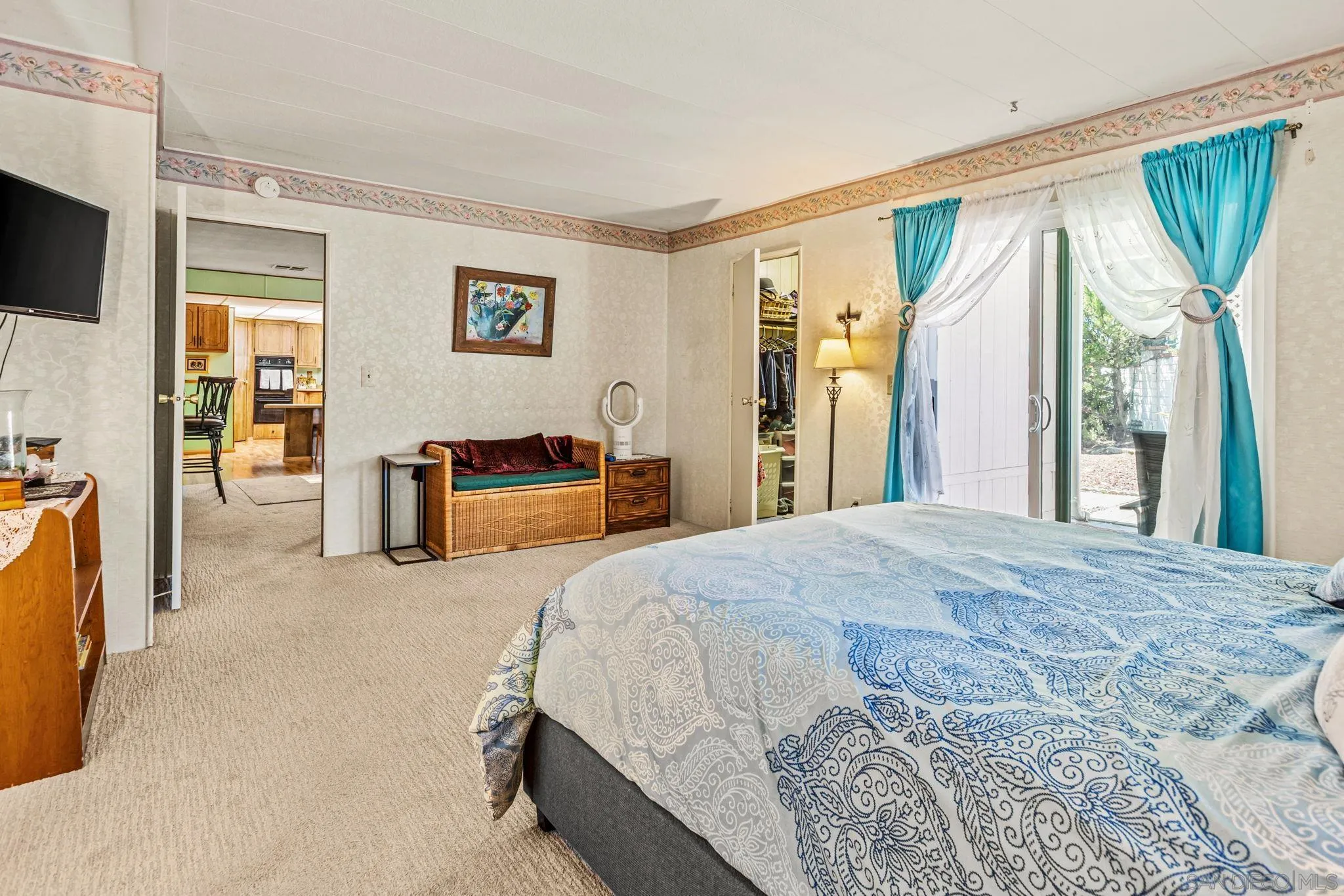 https://cdn.realtyfeed.com/cdn/127/260011336/afe974f81f5da7e2b087b5ad382005cd.webp