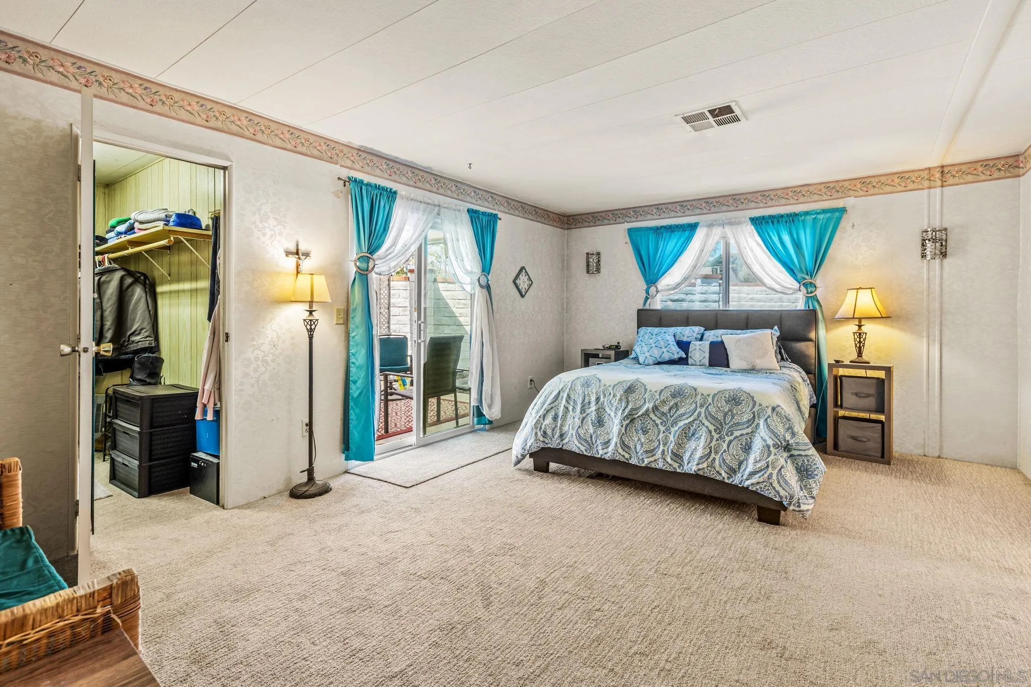 https://cdn.realtyfeed.com/cdn/127/260011336/b3316d2bbadc4ee376d80e013e6be811.webp